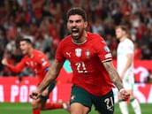 Rúben Neves se lo piensa