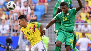 Keita Bald&eacute; y Falcao Garc&iacute;a luchando por un bal&oacute;n a&eacute;reo en el partido entre Senegal y Colombia por la fecha 3 del Grupo H del Mundial Rusia 2018 en Samara