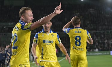 Yeremay se cita con Ontiveros en tierra de nadie