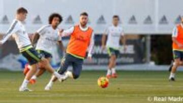 Ramos, en el entrenamiento con el Madrid.