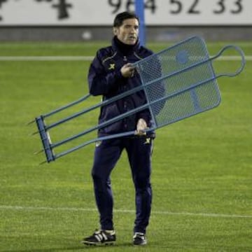 EXIGENTE. Marcelino no se conforma con la buena racha del Villarreal y quiere pasar a semifinales.