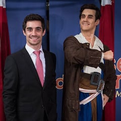 Javier Fernández inaugura su figura en el Museo de Cera