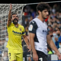 Albiol: "A nivel individual ninguno está a su nivel"