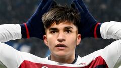 El argentino Santiago Castro mete al Bolonia en semifinales de la Copa