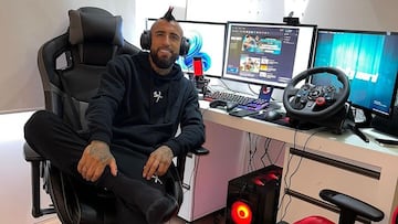 Vidal reta a sus ex compañeros de la Roja y revela cómo habría enfrentado a Wilmar Roldán
