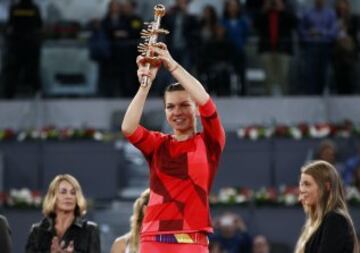 Simona Halep venci¨® en los Masters de Madrid, Bucarest y Montreal. Estas victorias la auparon al n¨²mero 4 del ranking WTA.