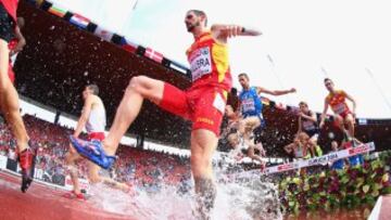 Ángel Mullera eighth in series 2 of 3,000 m obstacles with 8:36.33. To the final for times.