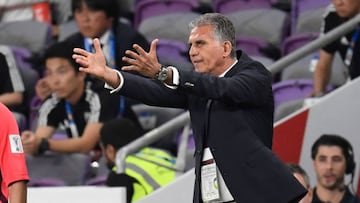 Carlos Queiroz durante el partido entre la Selecci&oacute;n de Ir&aacute;n y Jap&oacute;n por la semifinal de la Copa Asia.