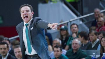 Rick Pitino, entrenador de Panathinaikos.