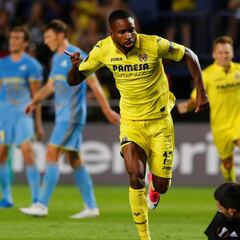 Bakambu apaga el incendio