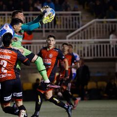 Mercado de fichajes en Chile, en vivo: traspasos, bajas y rumores de Colo Colo, U. de Chile, Católica...
