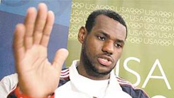 <b>ESTUDIANTE. </b>LeBron James está aprendiendo a marchas forzadas los que significa la defenza en zona.