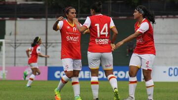 Santa Fe debuta con goleada en la Libertadores Femenina