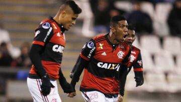 Berrío marca gol en triunfo de Flamengo por Sudamericana