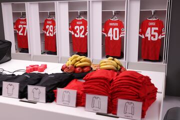 Vista general del vestuario visitante del Bernab¨¦u, el cual la noche de ayer fue ocupado por el conjunto alem¨¢n, VfB Stuttgart, durante el partido de la primera jornada de la fase de la Liga de Campeones de la UEFA 2024/25.