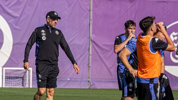 05/11/24 ENTRENAMIENTO DEL REAL VALLADOLID. PEZZOLANO