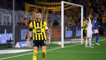 DORTMUND, GERMANY - SEPTEMBER 02:  Marco Reus of Borussia Dortmund celebrates scoring the opening goal during the Bundesliga match between Borussia Dortmund and TSG Hoffenheim at Signal Iduna Park on September 02, 2022 in Dortmund, Germany. (Photo by Alex Grimm/Getty Images)