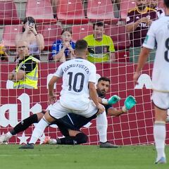 Los goles de Fuster son puntos para el Albacete