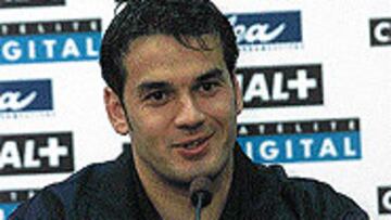 <b>EL PORTERO.</b> "El interés del Barcelona no cambia mi situación