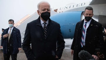 With Russian troops gathering on the Ukrainian border and additional resources arriving by sea, Biden has opted to increase the US&#039; military presence in the region.