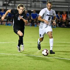 Barros Schelotto ficha a la competencia de Gio Dos Santos