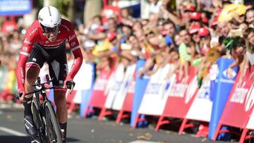 Alberto Contador ha sido cuarto en la contrarreloj de 42 km entre el Circuito de Navarra y la ciudad de Logro&ntilde;o, al marcar un tiempo de 47:59.