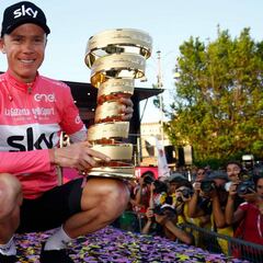 Froome: "Ganar los cinco títulos en el Tour es un objetivo"