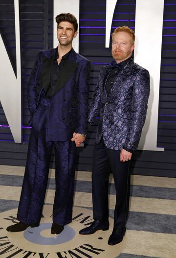 Justin Mikita y Jesse Tyler Ferguson.