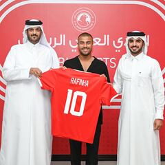 Rafinha leaves PSG for Qatar