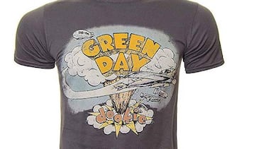 Las 10 camisetas rockeras que nunca pasan de moda