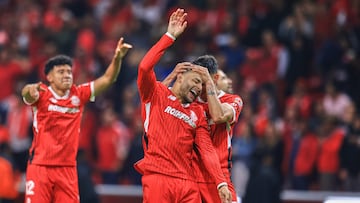 Alexis Vega of Toluca during the Quarter-Final second leg match between Toluca and Monterrey as part of the Liga BBVA MX, Torneo Clausura 2025 at Nemesio Diez Stadium on May 10, 2025 in Toluca, Estado de Mexico, Mexico.
