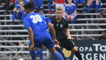Los suplentes de River golearon en su primera prueba