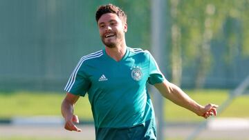 Jonas Hector durante un entrenamiento con Alemania.