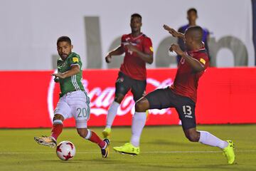 Action photo of action during the match Mexico vs Trinidad and Tobago, corresponding to the Final Hexagonal during the CONCACAF Qualifying rounds for the 2018 FIFA World Cup Russia, at Alfonso Lastras Stadium

Foto de accion durante el partido Mexico vs Trinidad y Tobago, correspondiente al Hexagonal Final durante las Eliminatorias de la CONCACAF rumbo a la Copa Mundial de la FIFA Rusia 2018, en el Estadio Alfonso Lastras, en la foto: Javier Aquino de Mexico


06/10/2017/MEXSPORT/Isaac Ortiz.