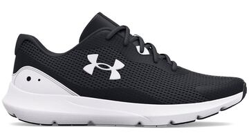 Zapatillas de running Under Armour UA Surge 3 de color negro en Amazon