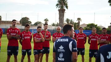 Colunga se estrenará en el banquillo grana.