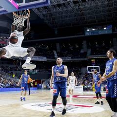 El Madrid cruje al GBC en un día feliz de Garuba y Prepelic