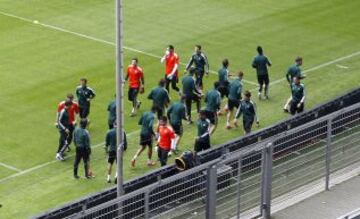 Entrenamiento del Real Madrid en Dortmund previo al partido de semifinales de Champions League.