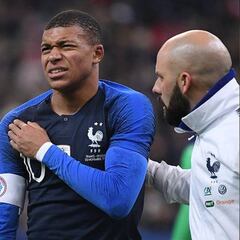 El 'virus FIFA' se ceba con el PSG: Neymar y Mbappé, lesionados