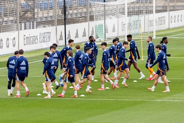 Los jugadores del Real Madrid, durante su ltimo entrenamiento en Valdebebas.