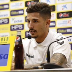 Cristian Cedrés: “Cada día aprendes algo nuevo de Jonathan Viera y Rubén Castro"