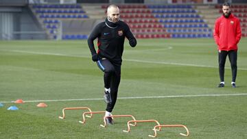 Iniesta, durante un entrenamiento.