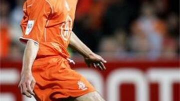 <B>INTERNACIONAL.</B> Van Persie es un habitual en las convocatorias de la selección holandesa.