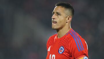 Plazo y sueldo sorpresas: el nuevo contrato de Alexis en Europa