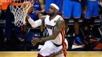 LeBron, Wade y la defensa ponen en ventaja a Miami