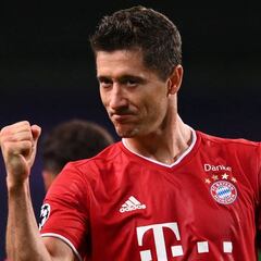 Lewandowski supera a Morelos y va por el récord de Falcao