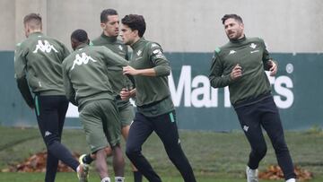 Bartra y Javi Garc&iacute;a, entren&aacute;ndose.