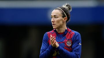 Soccer Football - Women's Champions League - Semi Final - Second Leg - Chelsea v FC Barcelona - Stamford Bridge, London, Britain - April 27, 2024 FC Barcelona's Lucy Bronze during the warm up Action Images via Reuters/Peter Cziborra