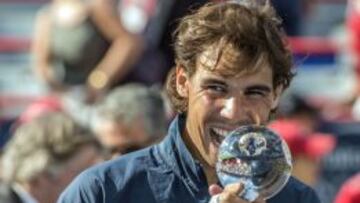Nadal, con el trofeo como ganador de Montreal.