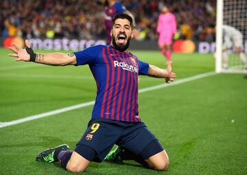 1-0. Luis Suárez celebró el primer gol.